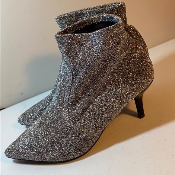 Ellos Metallic Knit ankle boot NWOT - Picture 4 of 9